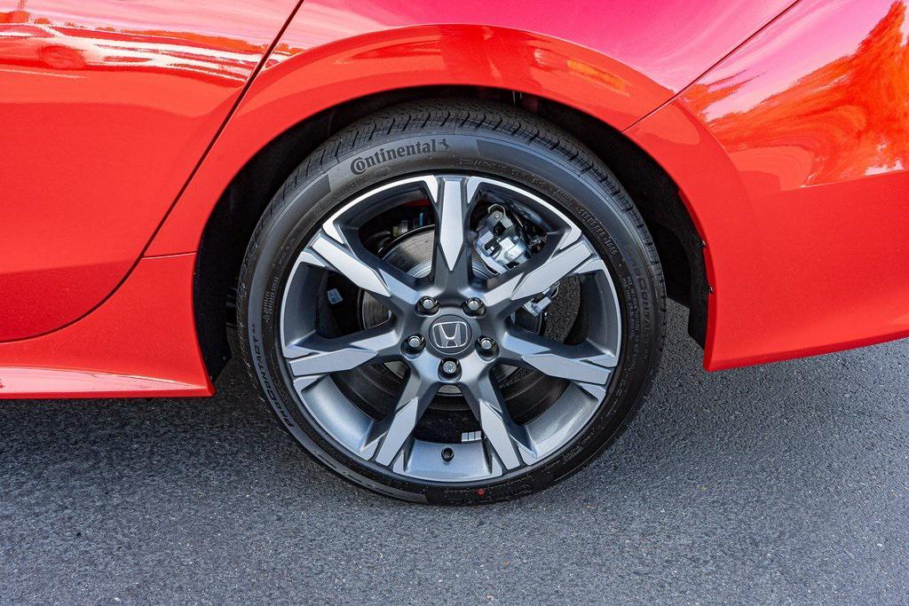 new 2026 Honda Civic Hybrid car, priced at $33,490