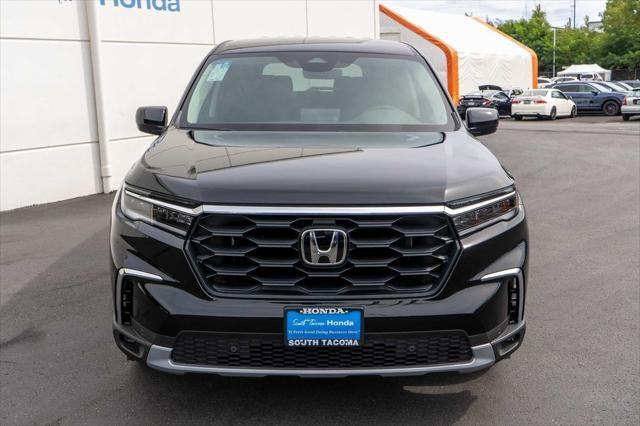 new 2025 Honda Pilot car, priced at $49,545