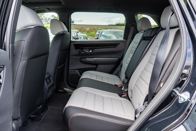 new 2026 Honda CR-V Hybrid car, priced at $43,645