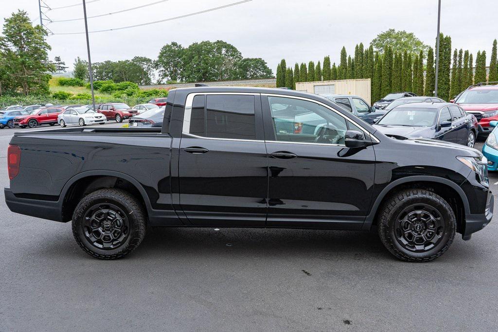 new 2025 Honda Ridgeline car, priced at $43,798
