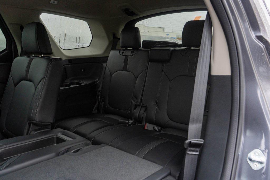 new 2025 Honda Pilot car, priced at $47,050