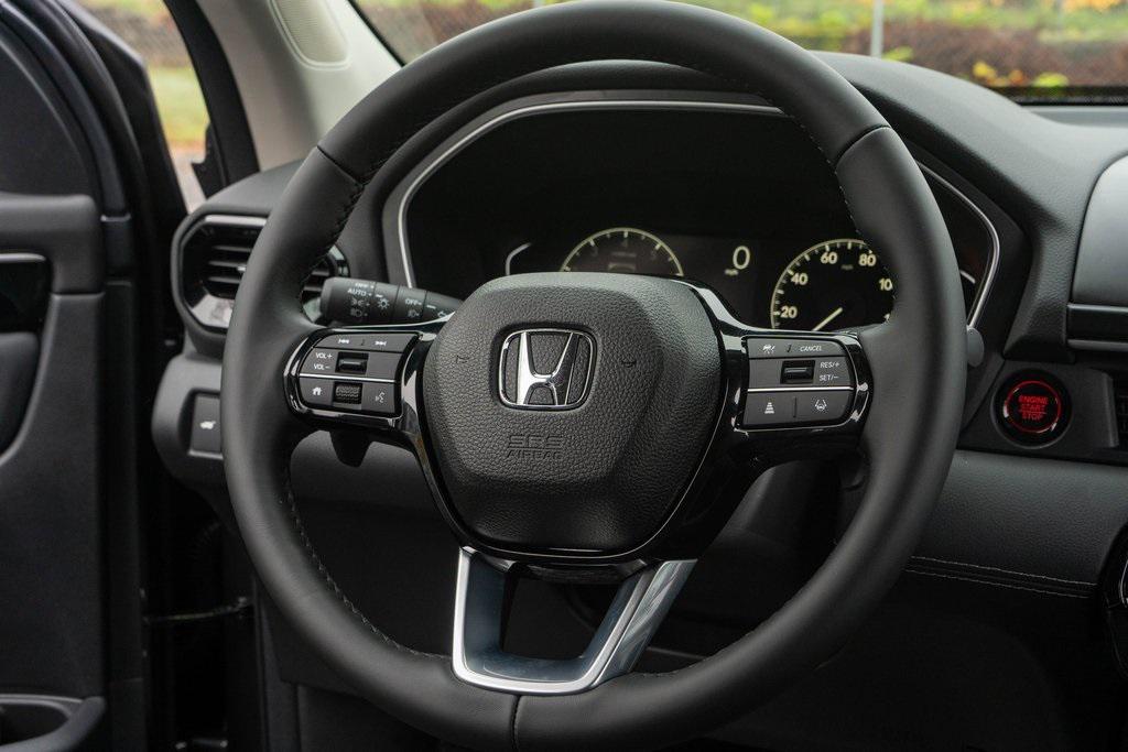 new 2025 Honda Pilot car, priced at $47,050