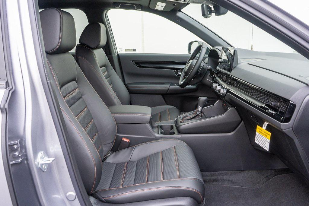 new 2026 Honda CR-V Hybrid car, priced at $43,700