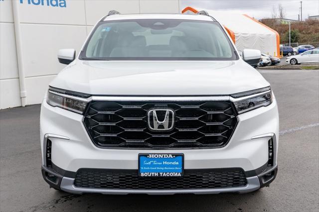 new 2025 Honda Pilot car, priced at $53,170