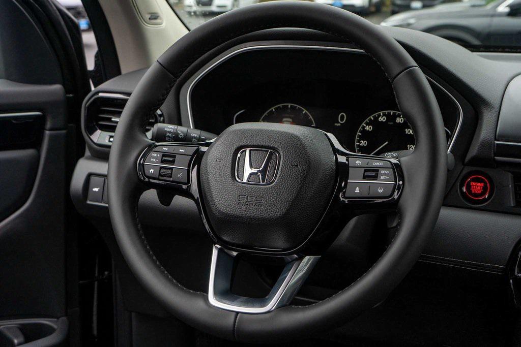 new 2025 Honda Pilot car, priced at $47,689