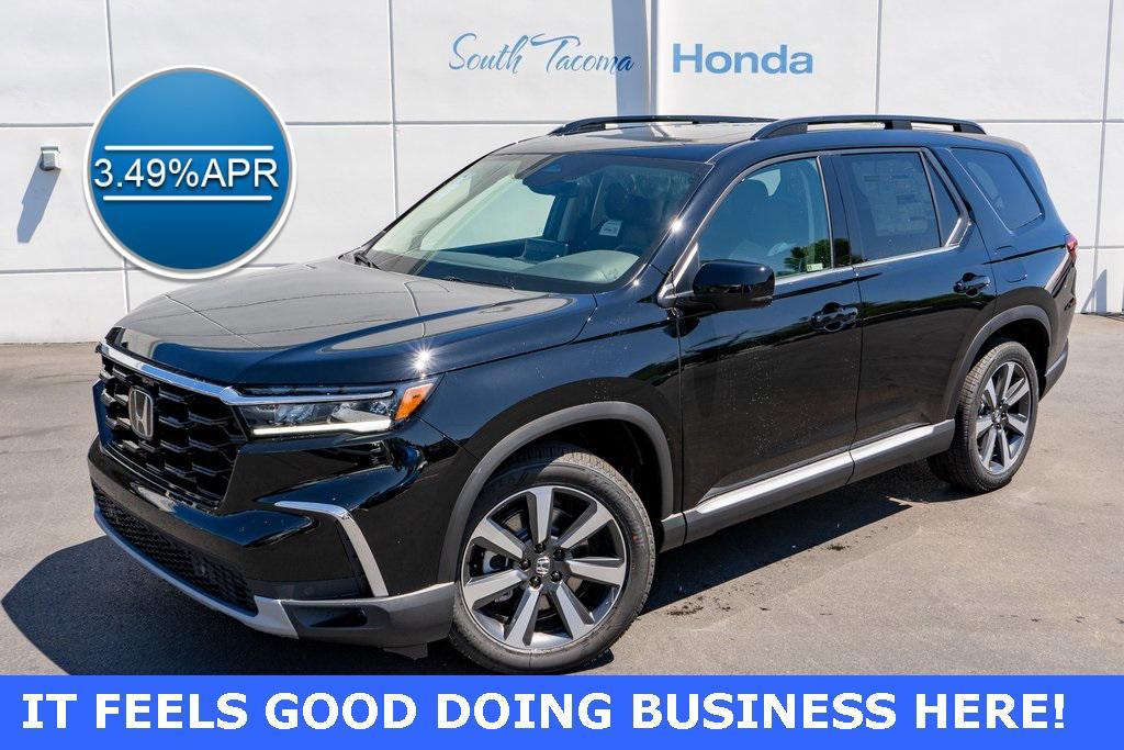 new 2025 Honda Pilot car, priced at $47,689