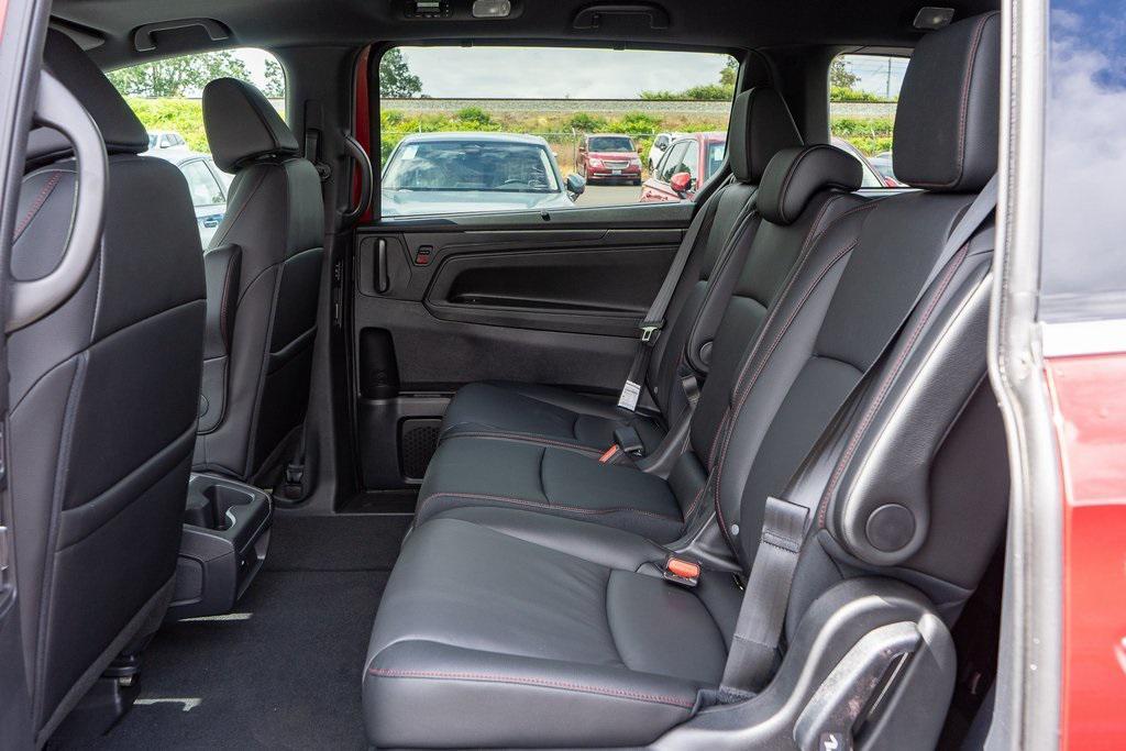 new 2025 Honda Odyssey car, priced at $43,965