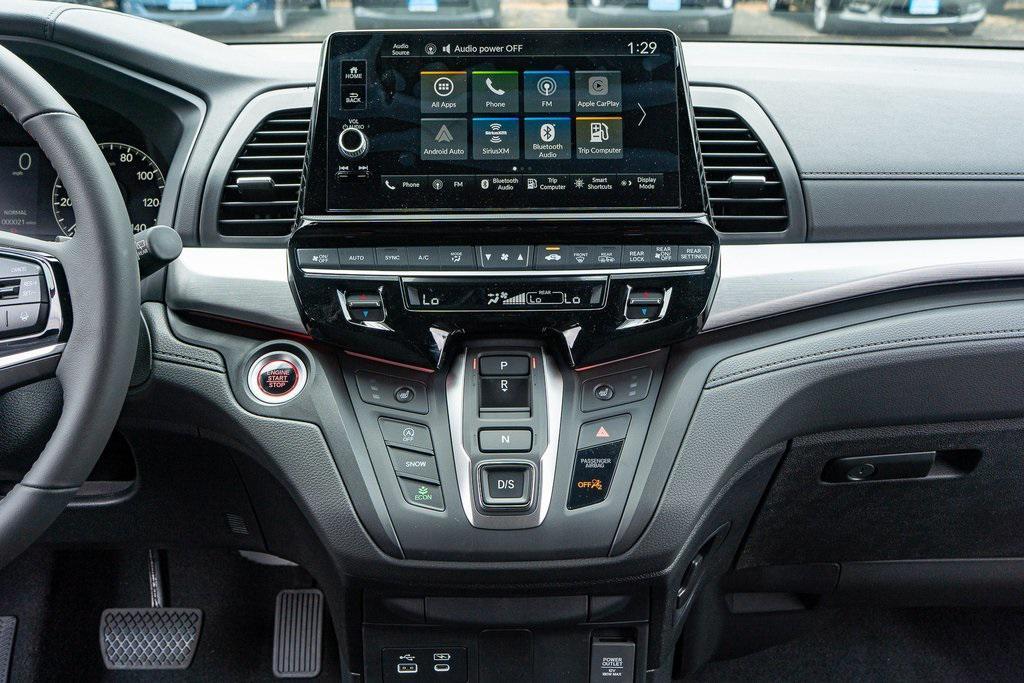 new 2025 Honda Odyssey car, priced at $43,965