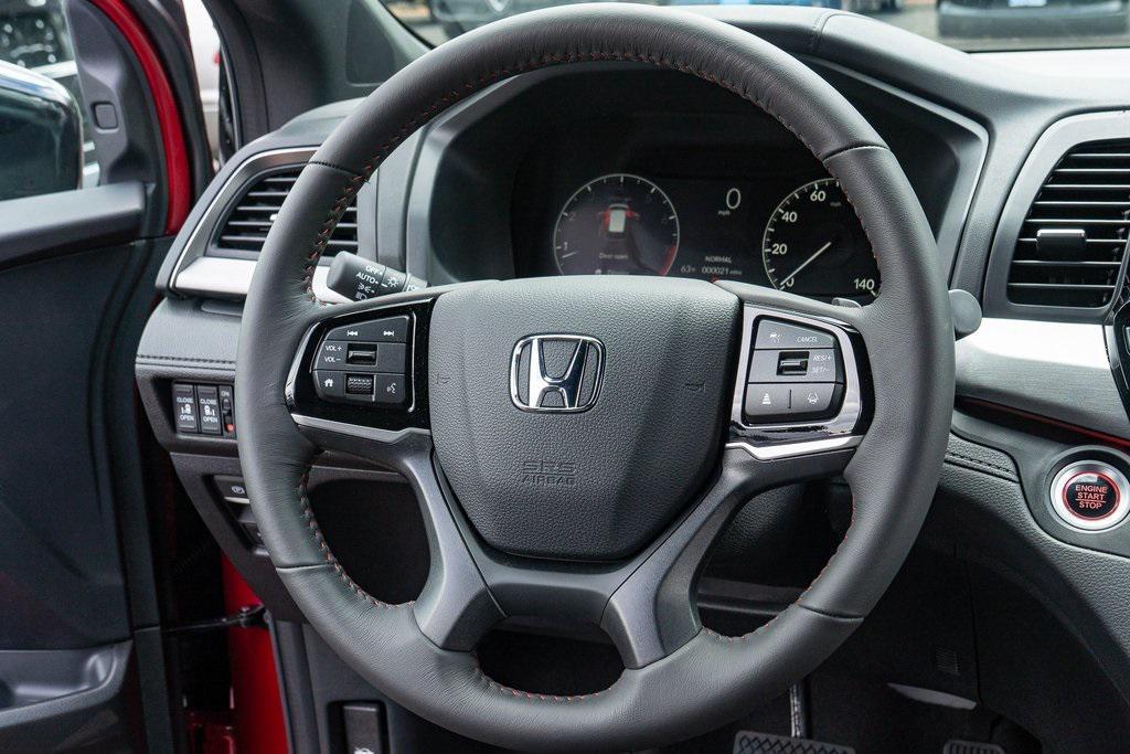 new 2025 Honda Odyssey car, priced at $43,965