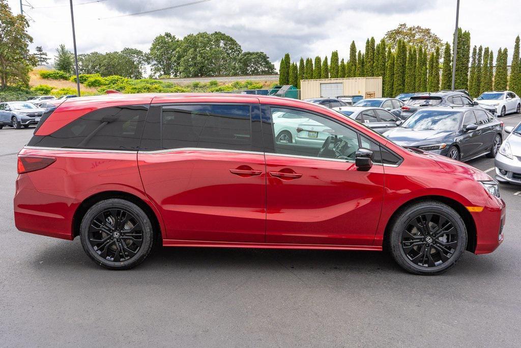 new 2025 Honda Odyssey car, priced at $43,965