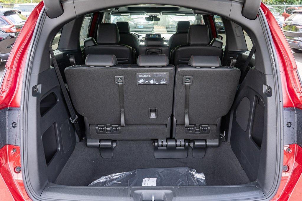 new 2025 Honda Odyssey car, priced at $43,965