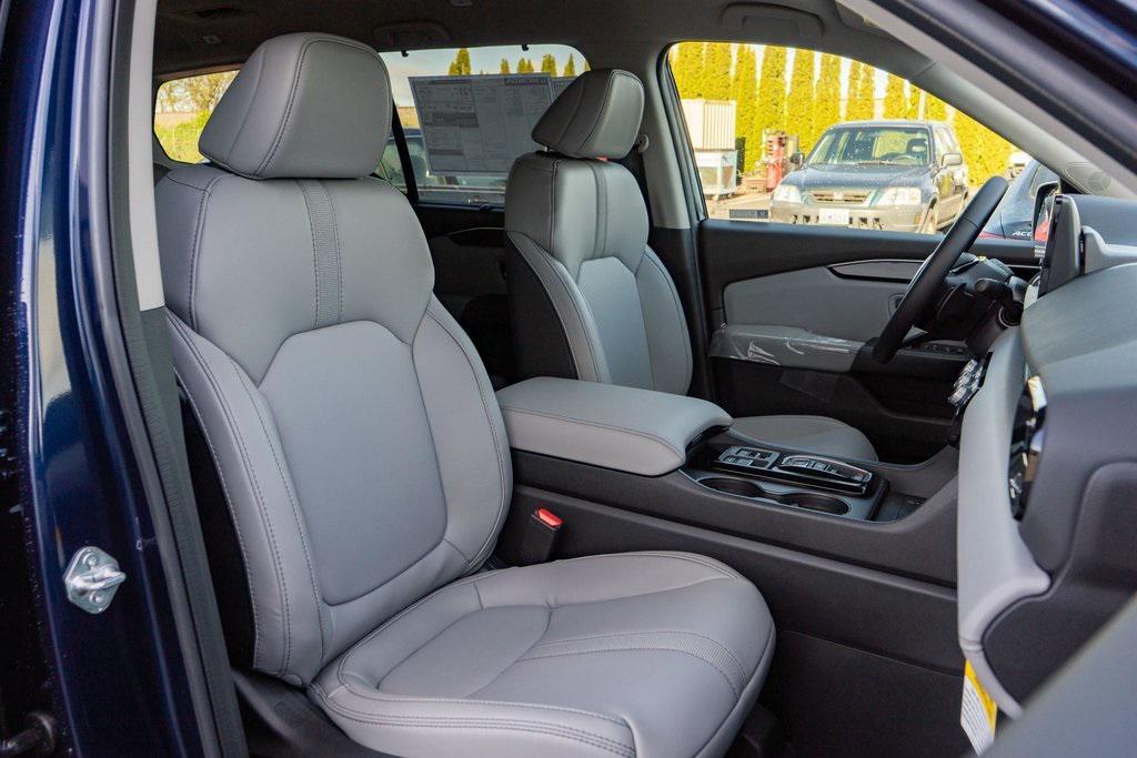 new 2025 Honda Pilot car, priced at $45,198