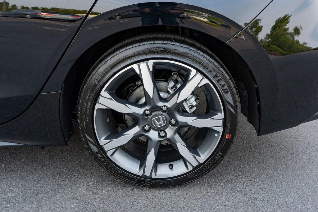 new 2026 Honda Civic Hybrid car, priced at $34,690