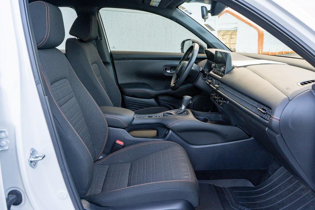used 2025 Honda HR-V car, priced at $28,251