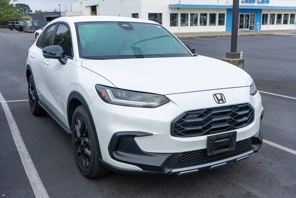 used 2025 Honda HR-V car, priced at $31,999