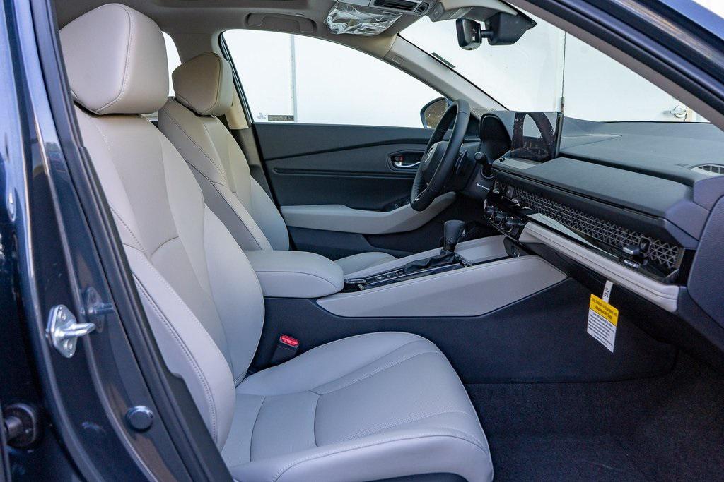 new 2025 Honda Accord Hybrid car, priced at $35,399