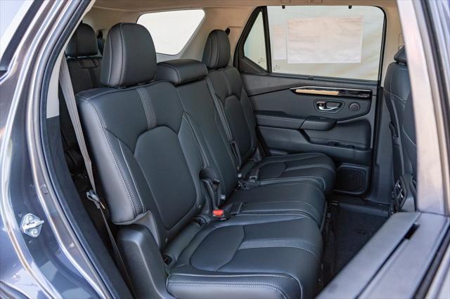 new 2025 Honda Pilot car, priced at $51,050