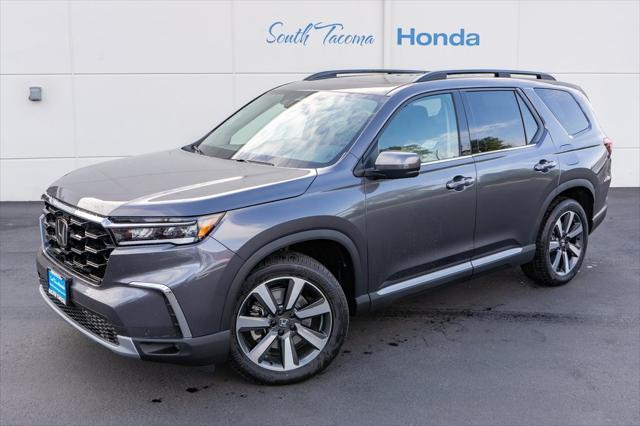 new 2025 Honda Pilot car, priced at $51,050