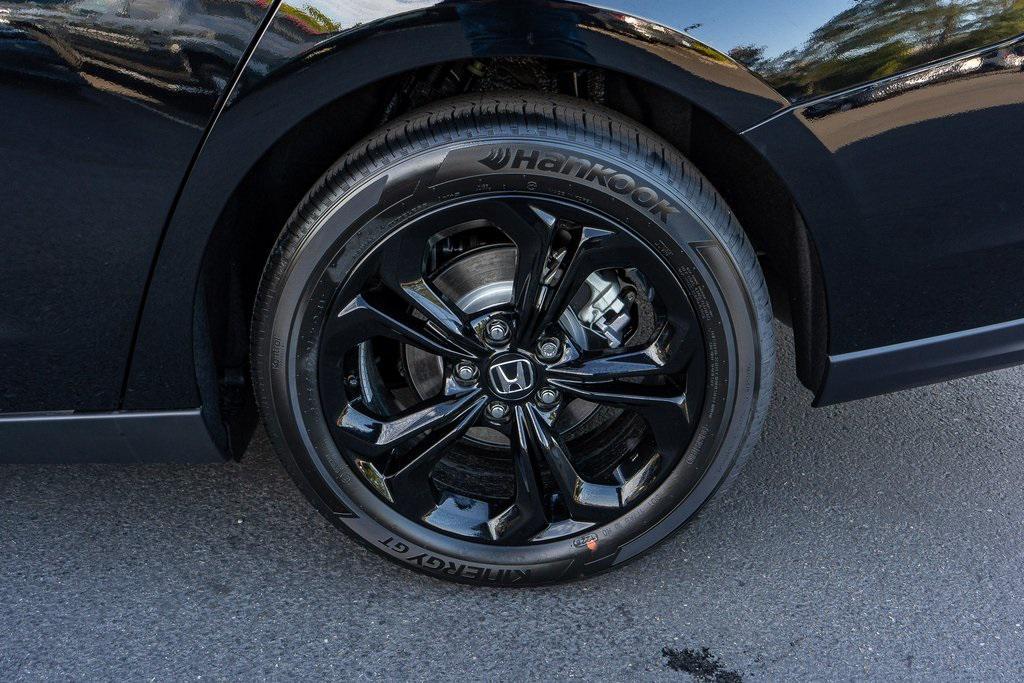 new 2025 Honda Accord car, priced at $30,611