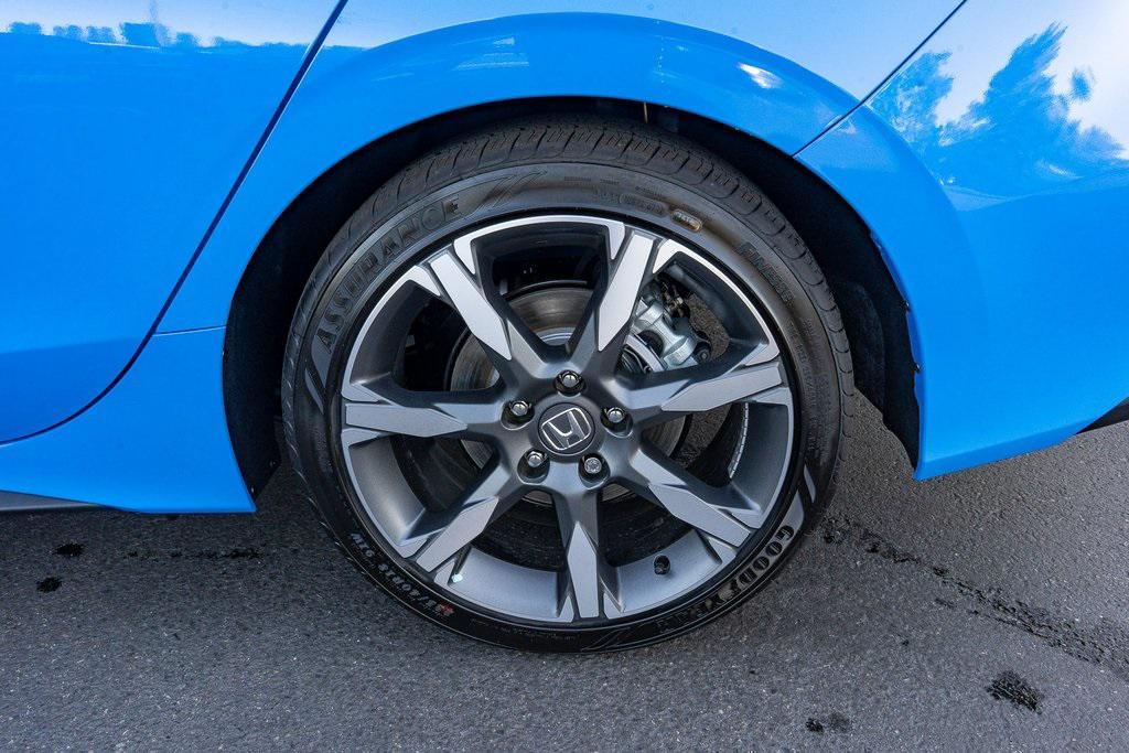 new 2026 Honda Civic Hybrid car, priced at $35,145