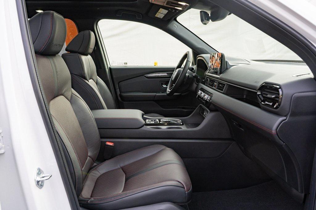 new 2025 Honda Pilot car, priced at $56,530