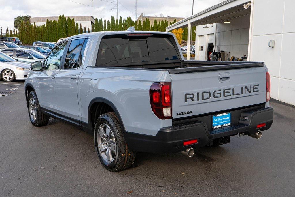 new 2025 Honda Ridgeline car, priced at $42,394