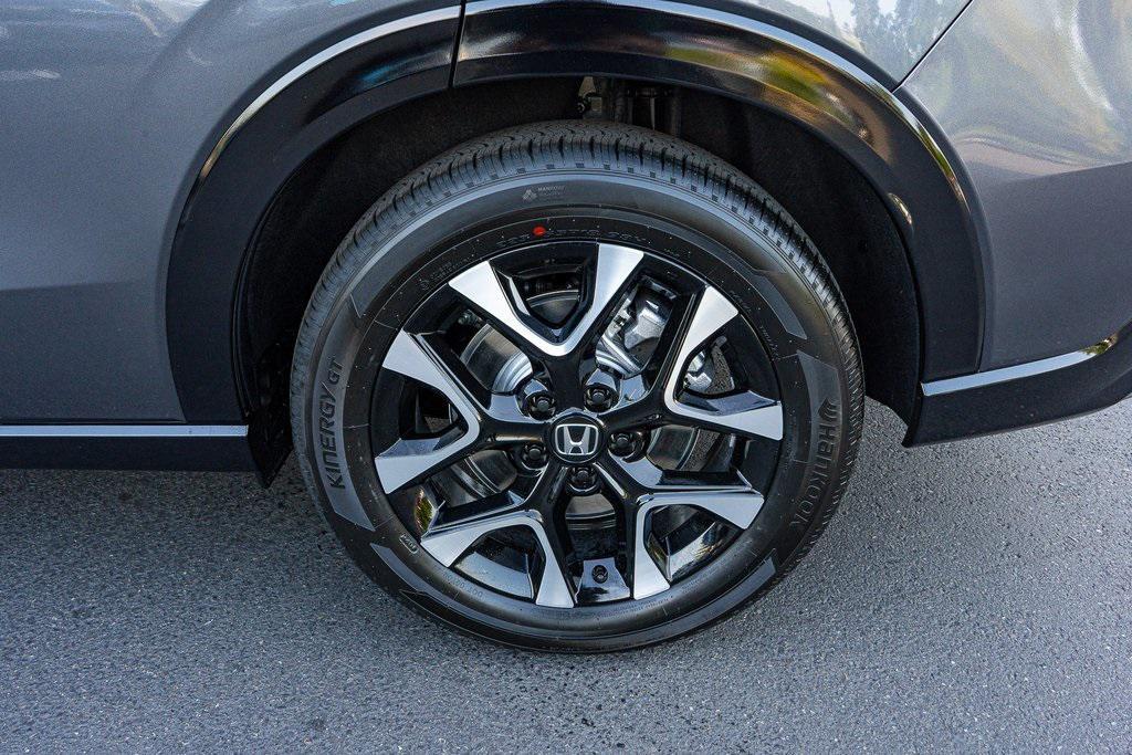 new 2026 Honda HR-V car, priced at $33,000