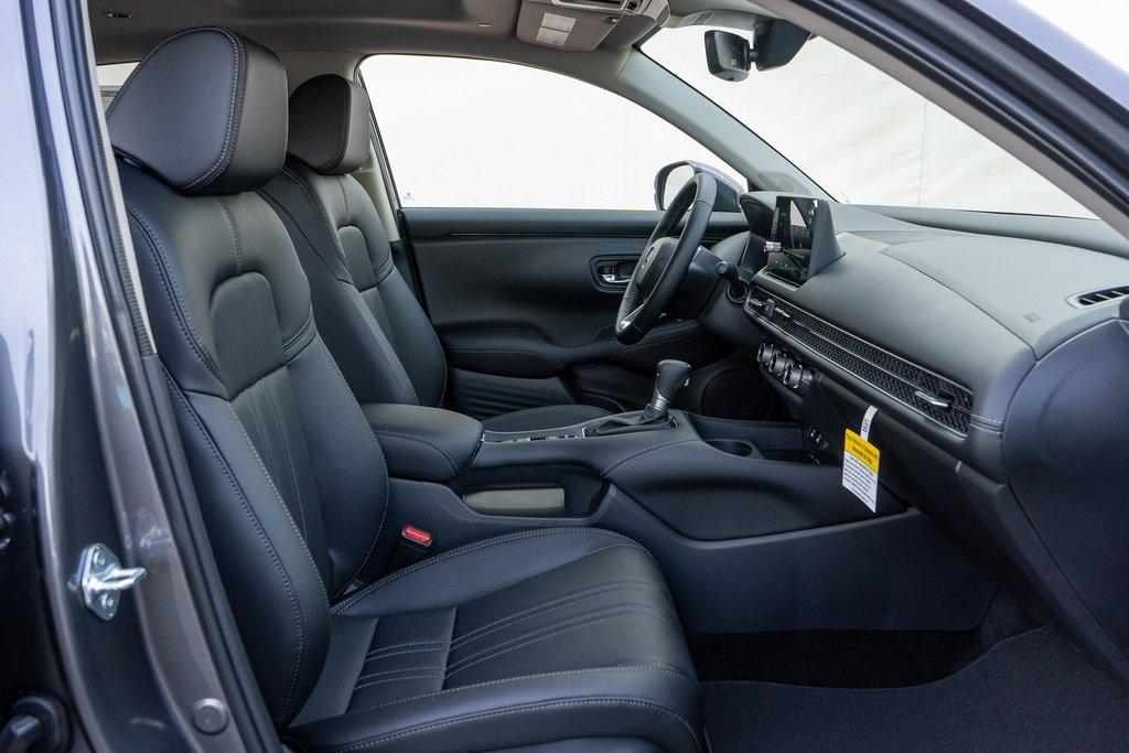 new 2026 Honda HR-V car, priced at $33,000