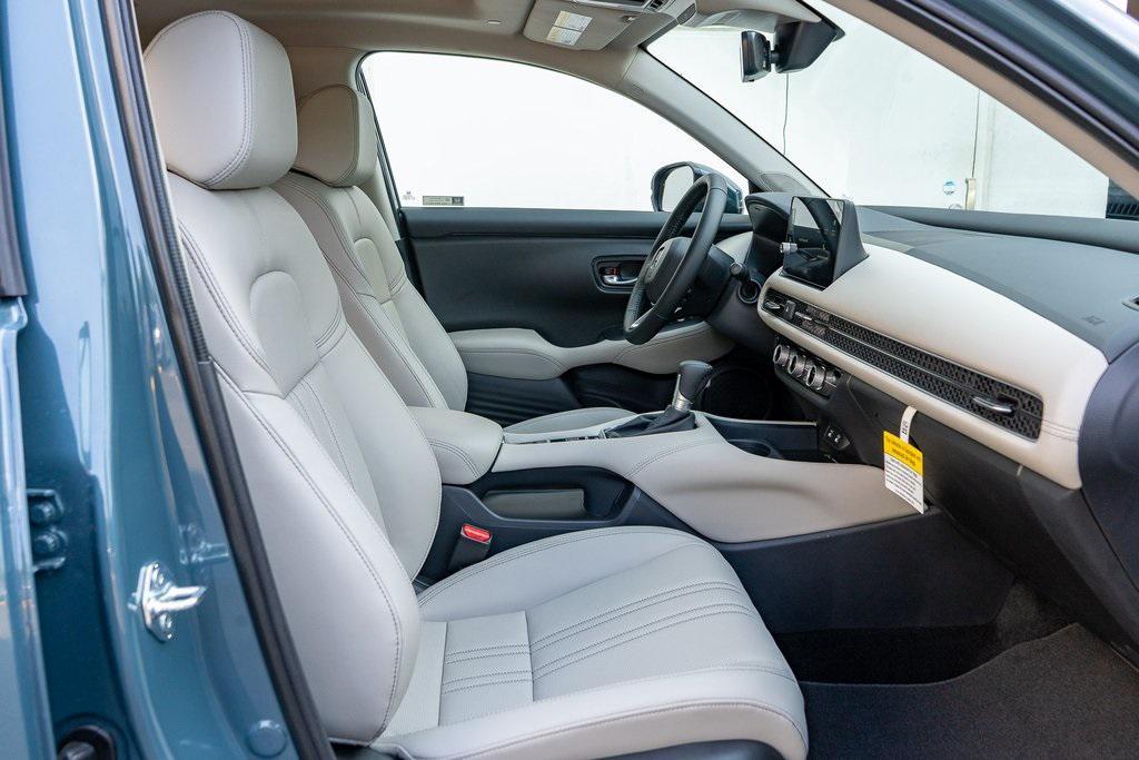 new 2026 Honda HR-V car, priced at $33,455