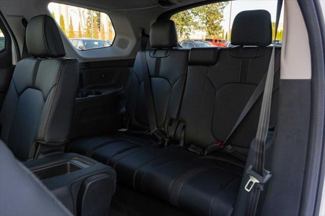 new 2025 Honda Pilot car, priced at $53,505