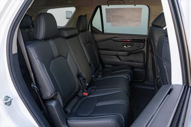 new 2025 Honda Pilot car, priced at $53,505