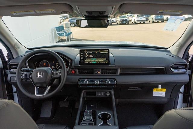 new 2025 Honda Pilot car, priced at $53,505