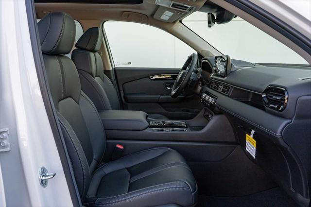 new 2025 Honda Pilot car, priced at $53,505