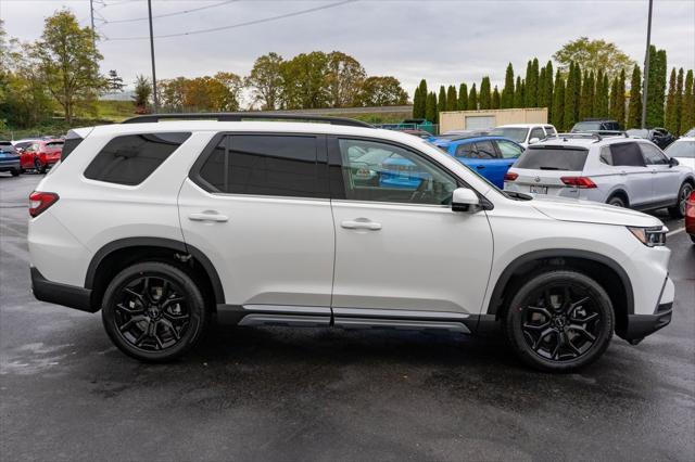 new 2025 Honda Pilot car, priced at $53,505