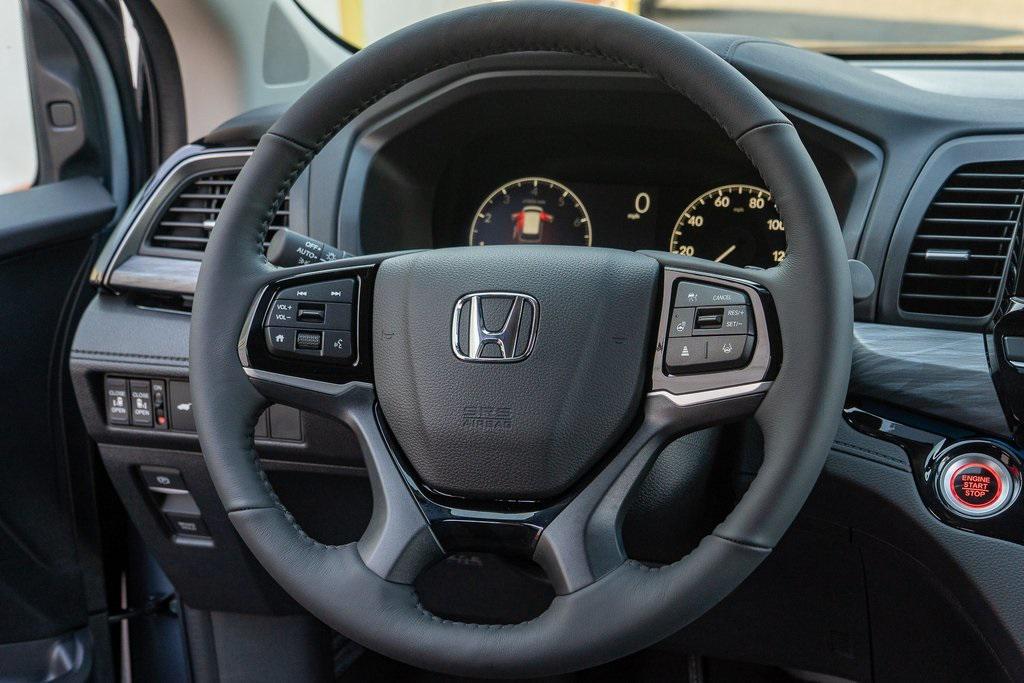 new 2026 Honda Odyssey car, priced at $53,555
