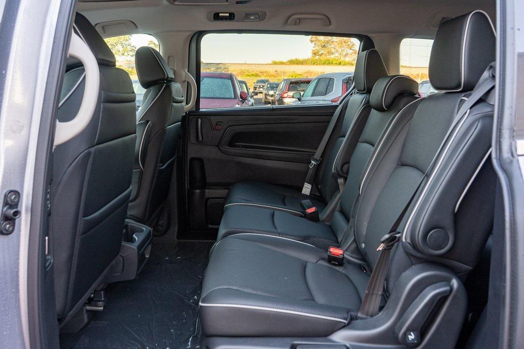 new 2026 Honda Odyssey car, priced at $53,555