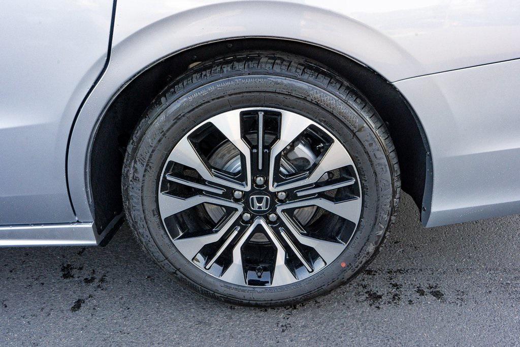 new 2026 Honda Odyssey car, priced at $53,555