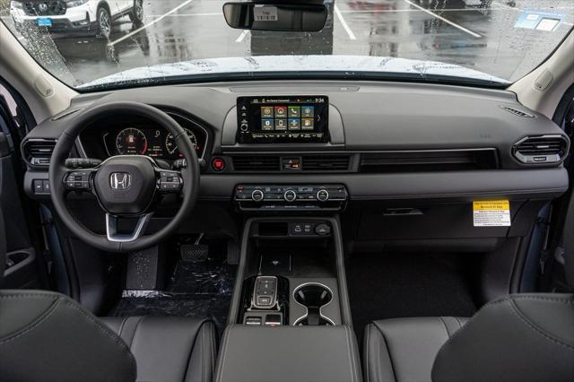 new 2025 Honda Pilot car, priced at $53,705