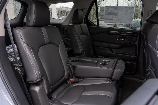 new 2025 Honda Pilot car, priced at $53,705