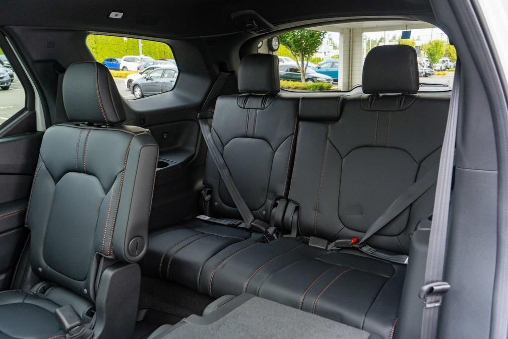 new 2025 Honda Pilot car, priced at $51,830