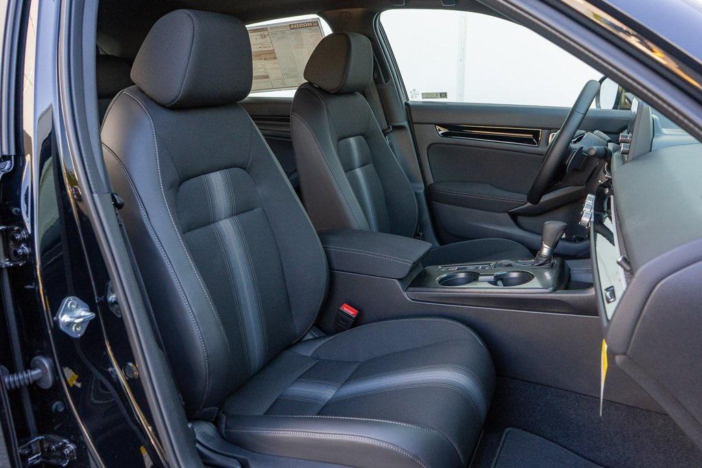 new 2026 Honda Civic Hybrid car, priced at $31,690