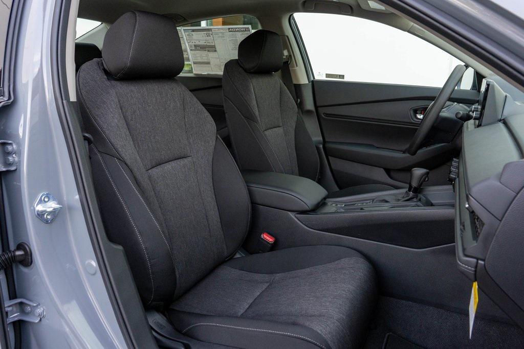 new 2025 Honda Accord car, priced at $32,165