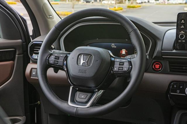 new 2025 Honda Pilot car, priced at $56,575