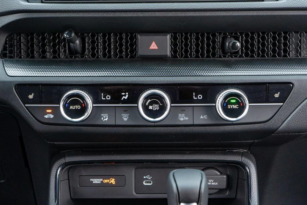 new 2026 Honda CR-V Hybrid car, priced at $41,675