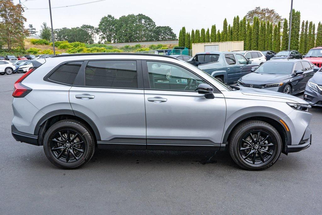 new 2026 Honda CR-V Hybrid car, priced at $41,675