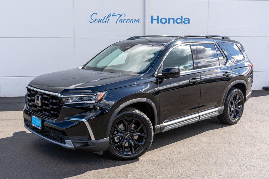 new 2025 Honda Pilot car, priced at $52,995