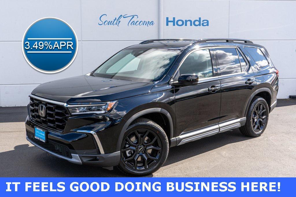 new 2025 Honda Pilot car, priced at $52,995