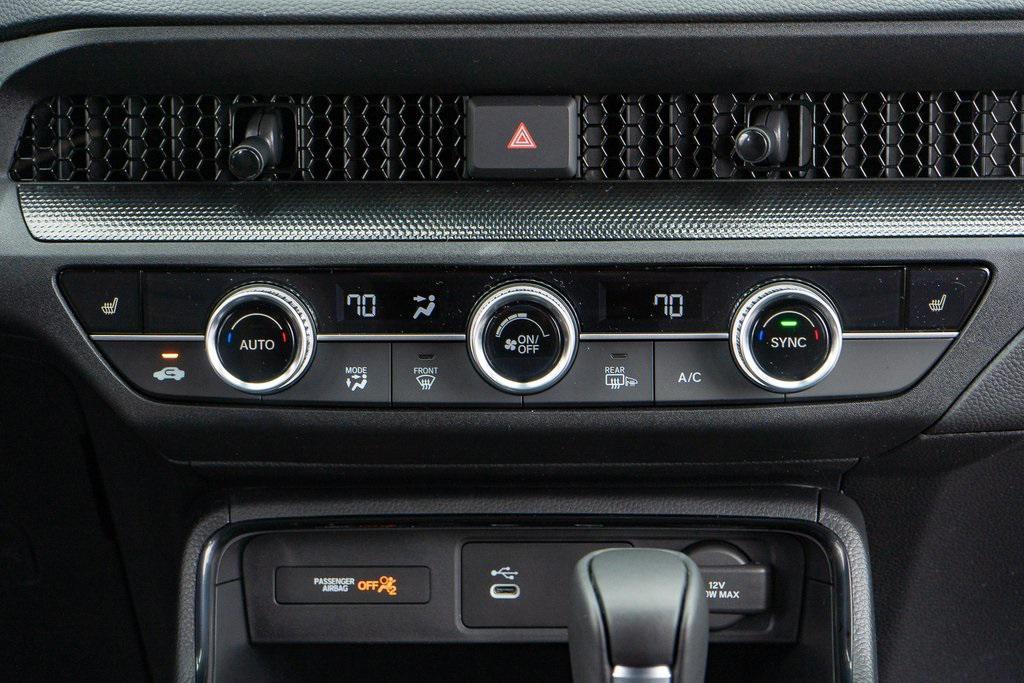 new 2026 Honda CR-V Hybrid car, priced at $38,601