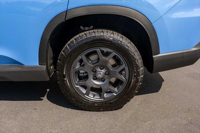 new 2025 Honda Pilot car, priced at $51,305