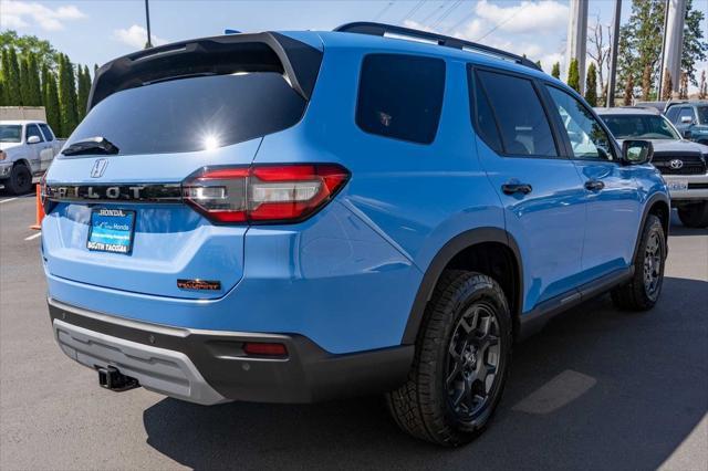 new 2025 Honda Pilot car, priced at $51,305